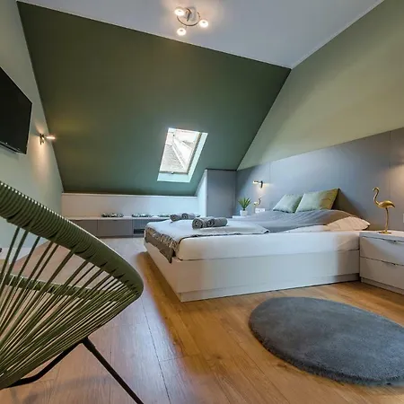 High End Klauzal With Ac - For Cooling Apartman Budapest