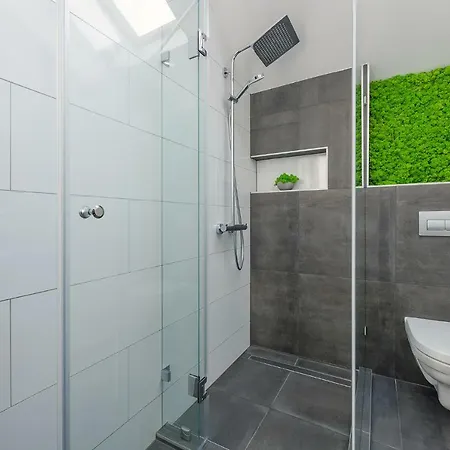 High End Klauzal With Ac - For Cooling *